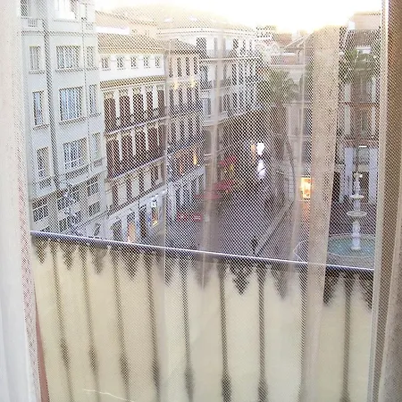 Apartment Plaza Constitucion *